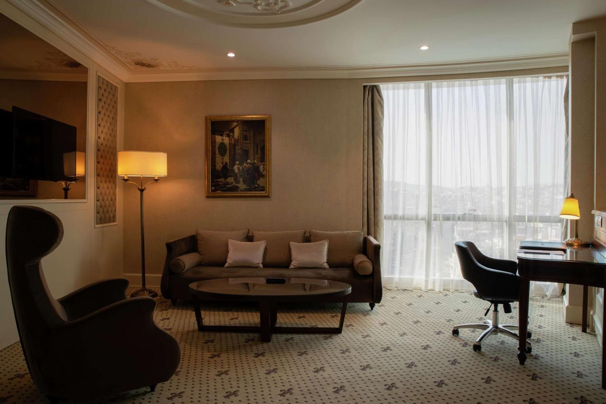 Doubletree By Hilton Gaziantep Hotel Kültér fotó