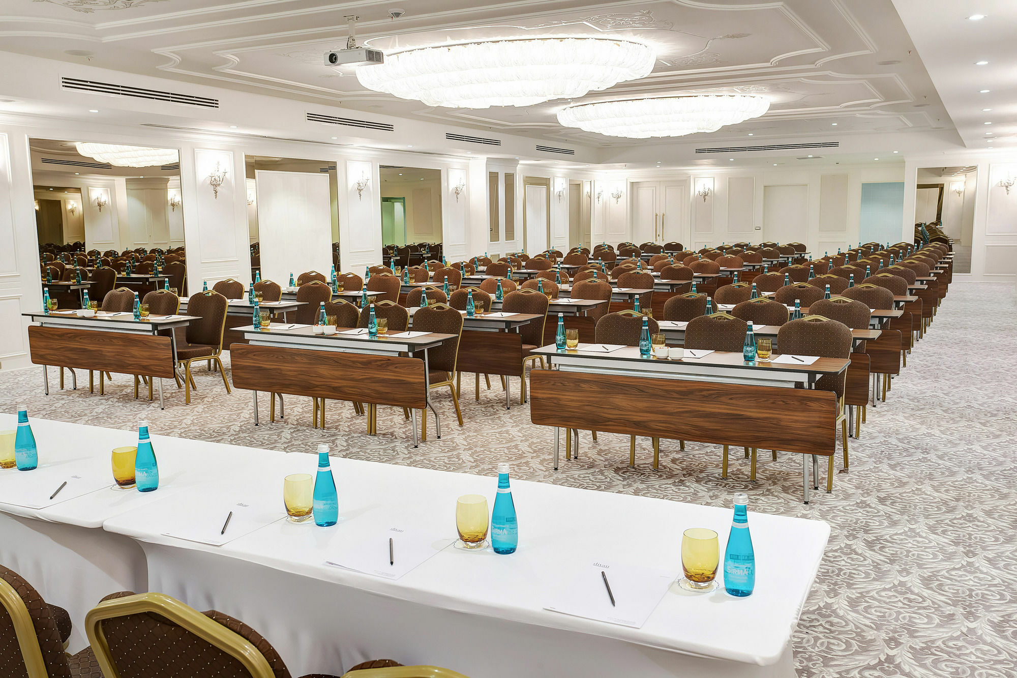 Doubletree By Hilton Gaziantep Hotel Kültér fotó